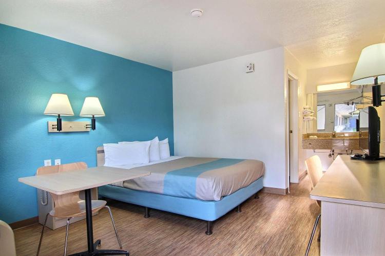 Motel 6-Lubbock, TX photo 1