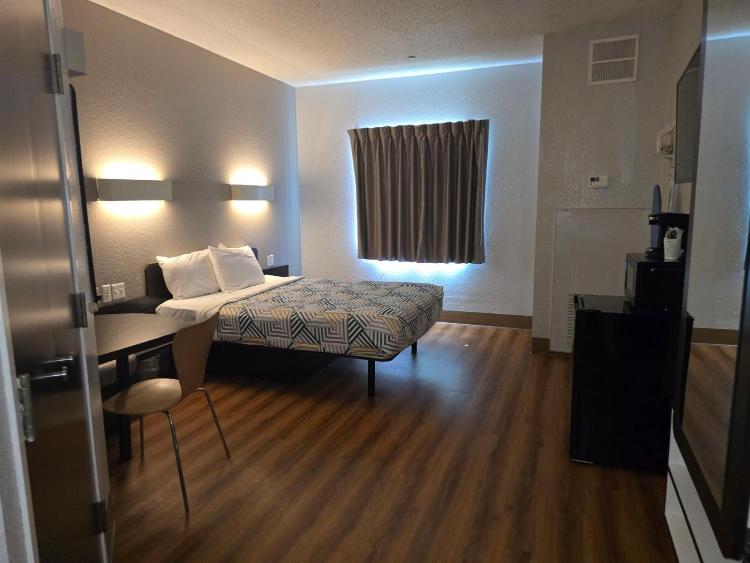 Motel 6-Biloxi, MS - Beach photo 1