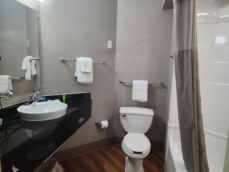 Motel 6-Biloxi, MS - Beach photo 2