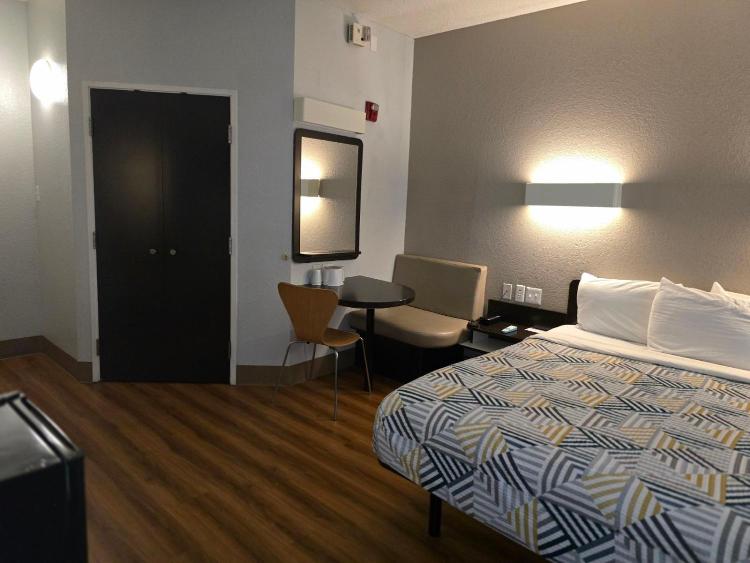 Motel 6-Biloxi, MS - Beach photo 3