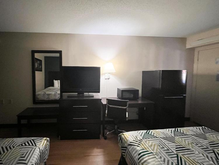 Studio 6 Suites Shreveport, LA Industrial Loop photo 2