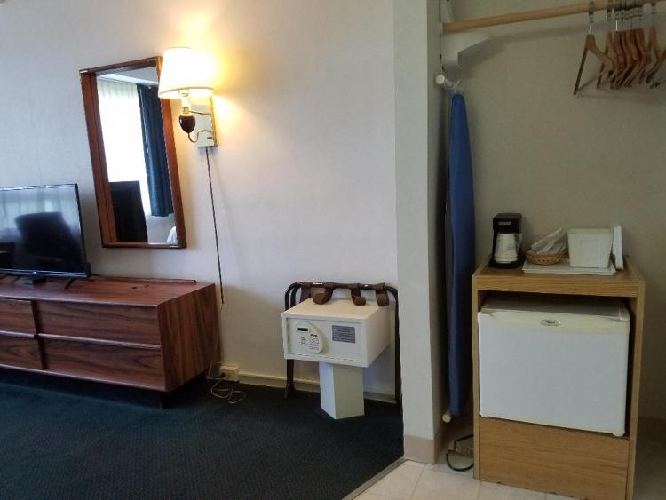 Travelodge by Wyndham Lake George NY photo 3