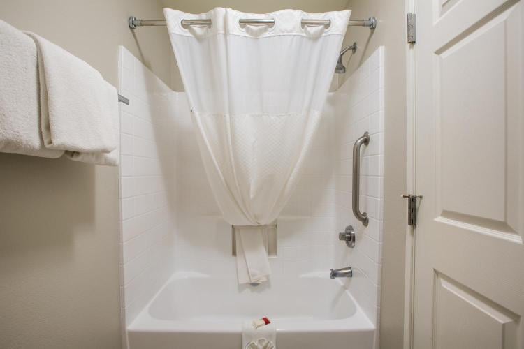 Baymont by Wyndham Albuquerque Airport photo 3
