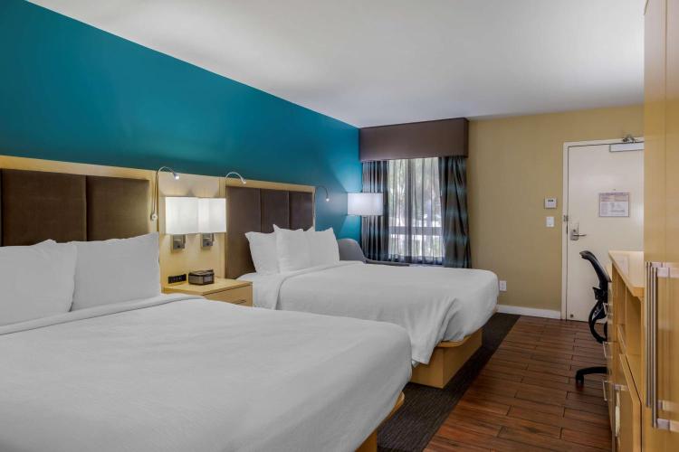 Best Western Plus South Coast Inn photo 1