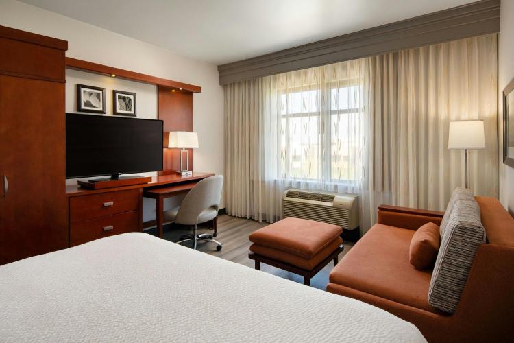 Courtyard by Marriott Scottsdale Salt River photo 2