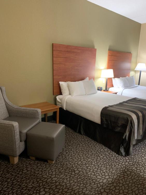 Wingate by Wyndham Little Rock photo 1