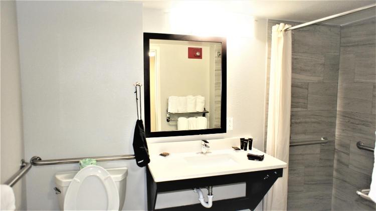 Wingate by Wyndham - Chattanooga photo 3