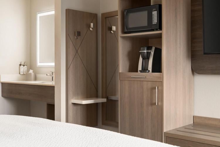 Holiday Inn Express - Bowling Green by IHG photo 1