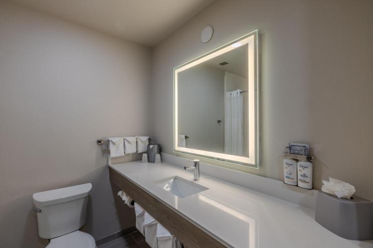Holiday Inn Express & Suites Denver North - Thornton by IHG photo 1