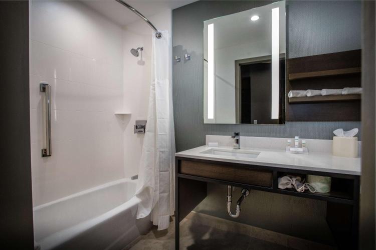 Hilton Garden Inn West Palm Beach I95 Outlets photo 3