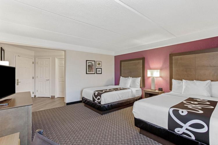 La Quinta Inn & Suites by Wyndham Panama City photo 1