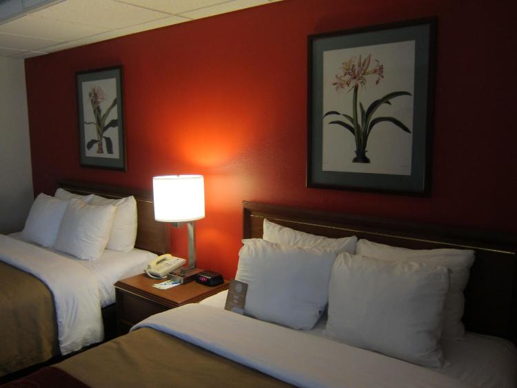 Ramada by Wyndham Downtown Spokane photo 3