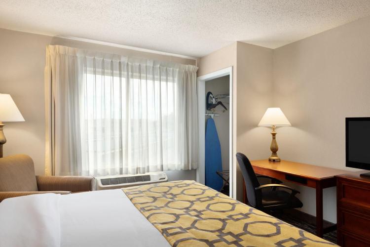 Baymont by Wyndham Springfield I-44 photo 3