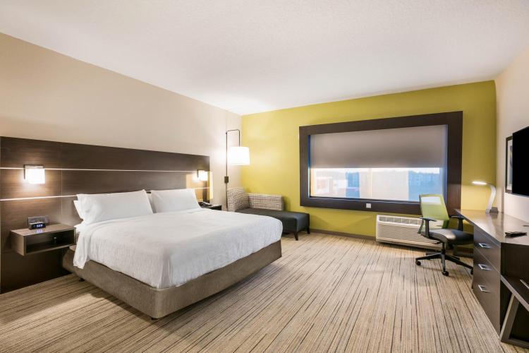 Holiday Inn Express & Suites Jacksonville - Town Center by IHG photo 1