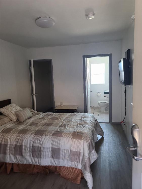 Nights Inn Motel photo 2