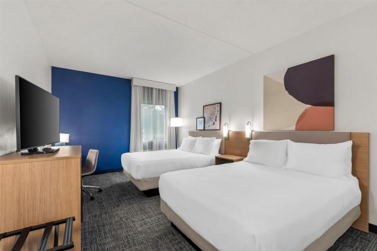 Spark by Hilton Lexington Hamburg photo 2