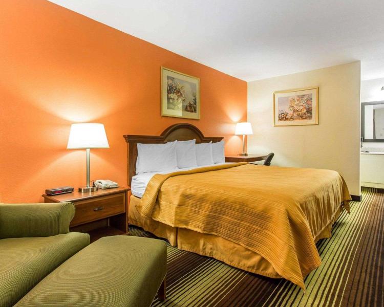 Quality Inn University photo 1