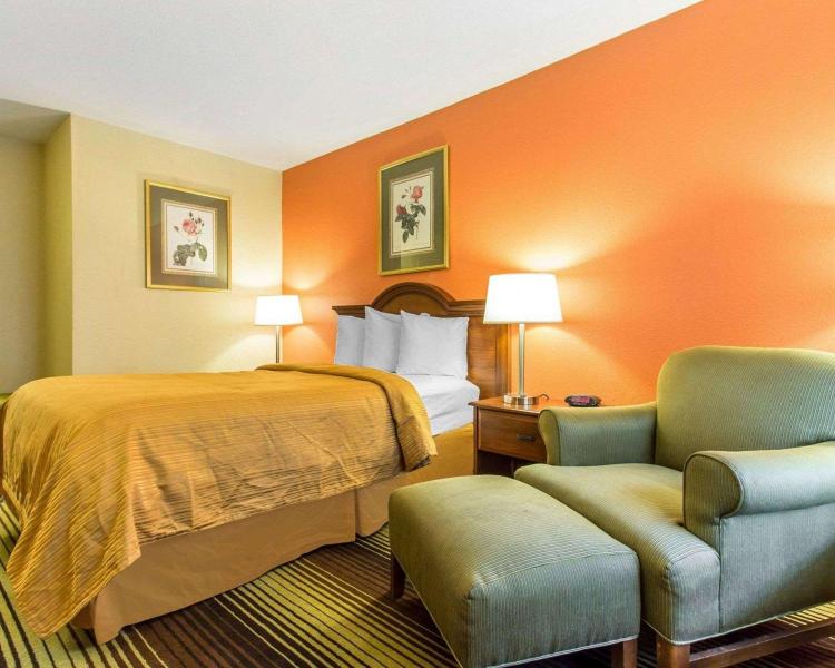 Quality Inn University photo 3