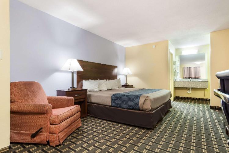 Rodeway Inn Lincoln West - University Area photo 1