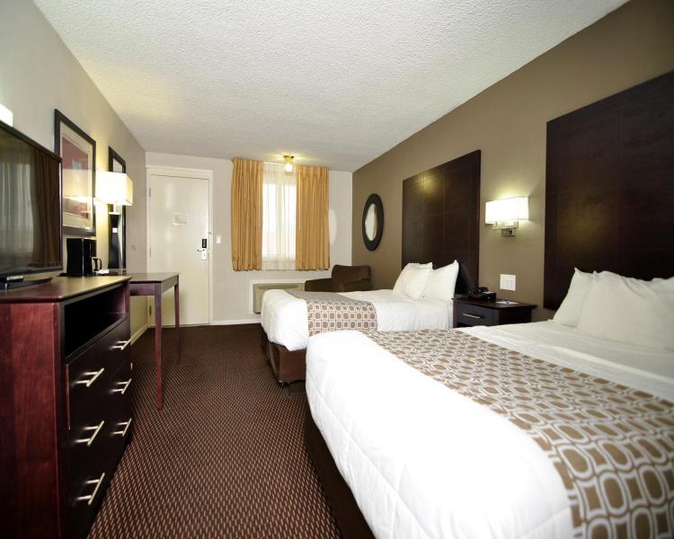 Baymont by Wyndham Sandusky photo 2