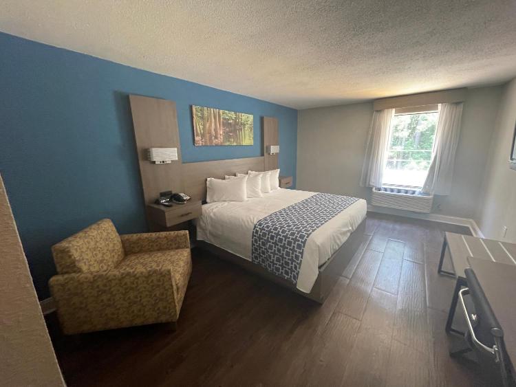 Wingate By Wyndham Columbia Fort Jackson photo 1