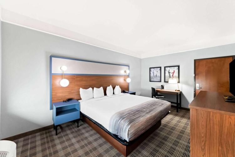 AmericInn by Wyndham New Braunfels photo 3