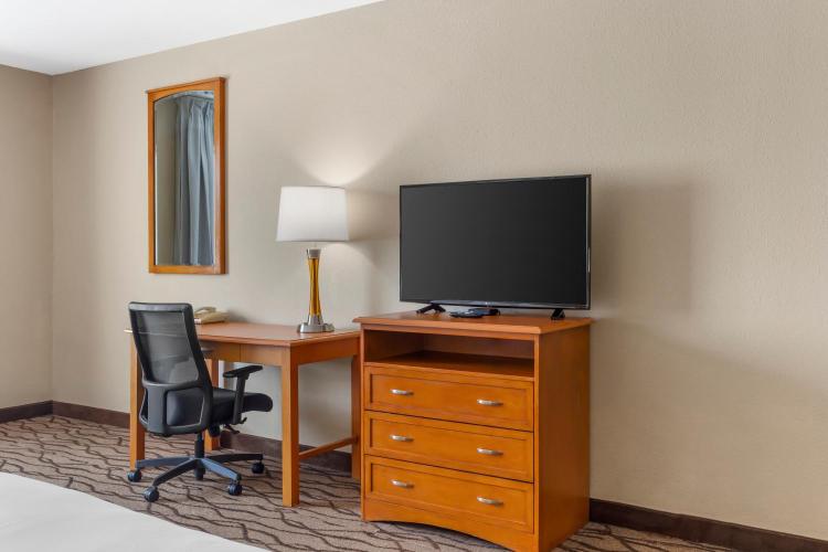 Comfort Inn & Suites Chesapeake - Portsmouth photo 3