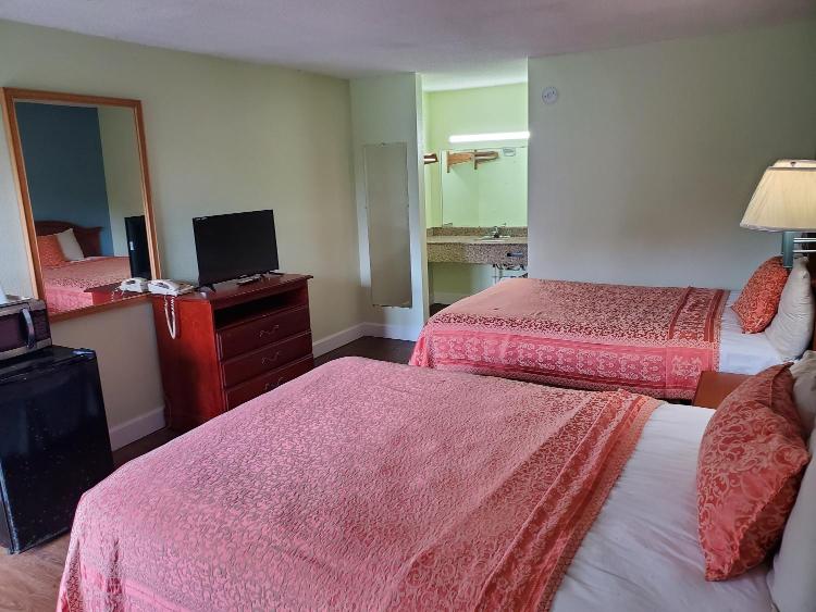 Econo Inn - Ormond Beach photo 2