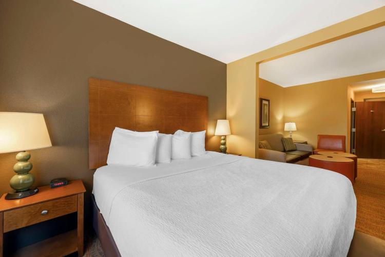 Best Western Plus Tupelo Inn & Suites photo 3