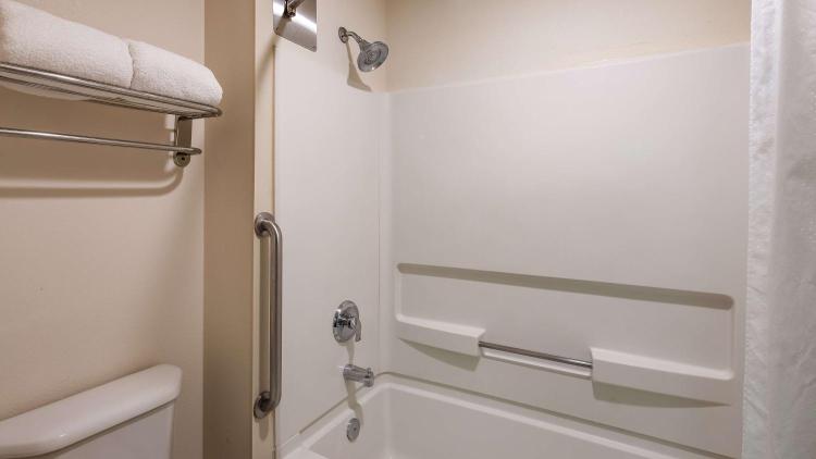 Best Western Plus Peoria photo 3