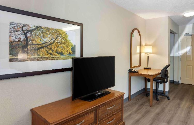Extended Stay America Suites - Philadelphia - Mt Laurel - Pacilli Place photo 3