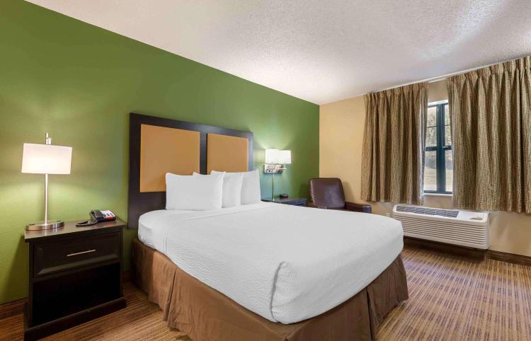 Extended Stay America Suites - Rockford - I-90 photo 1