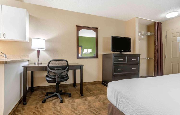 Extended Stay America Select Suites - Jackson - North photo 1