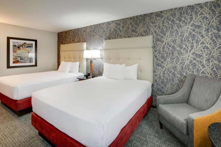 Drury Inn & Suites Springfield photo 1