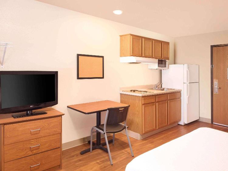 Extended Stay America Select Suites - Mobile - I-65 photo 3