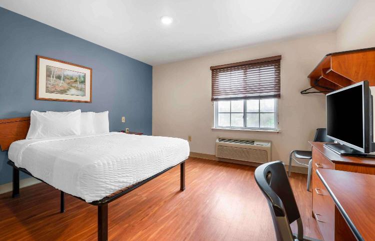 Extended Stay America Select Suites - Indianapolis - Plainfield photo 2