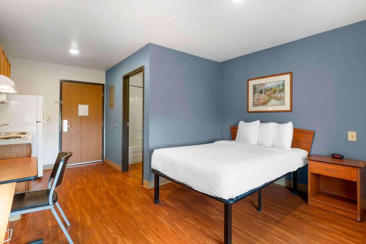 Extended Stay America Select Suites - Indianapolis - Plainfield photo 3