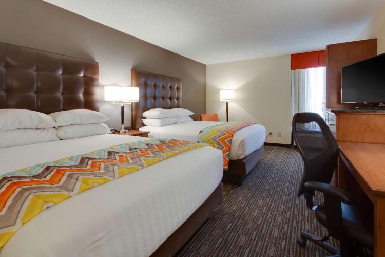 Drury Inn & Suites Columbia Stadium Boulevard photo 1