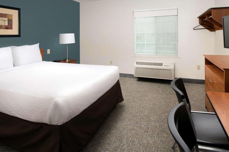 WoodSpring Suites Gainesville I-75 photo 3