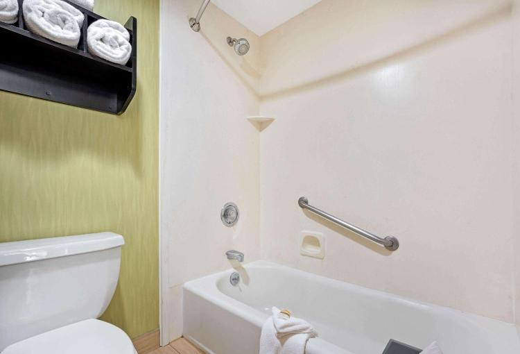 La Quinta by Wyndham Boise Towne Square photo 3