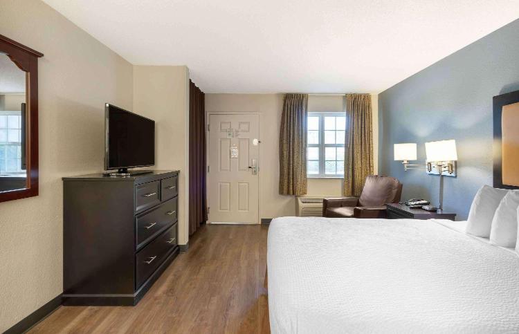 Extended Stay America Suites - Chesapeake - Crossways Blvd photo 3