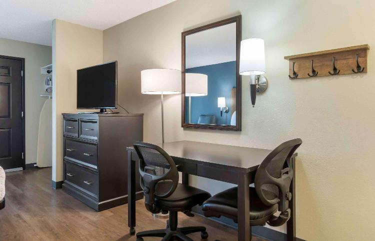Extended Stay America Suites - Seattle - Redmond photo 1
