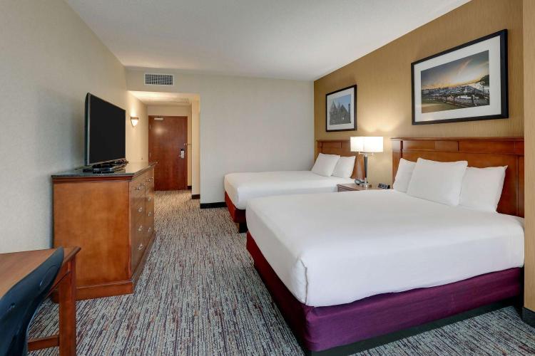 Drury Inn & Suites Charlotte Northlake photo 2