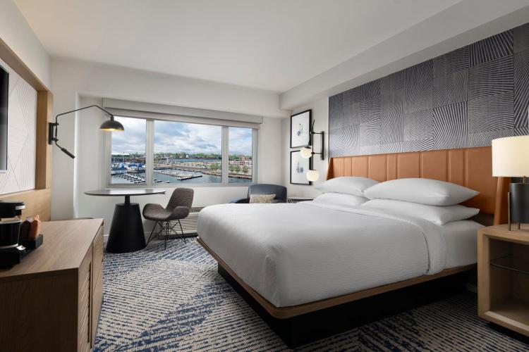 Sheraton Erie Bayfront Hotel photo 2