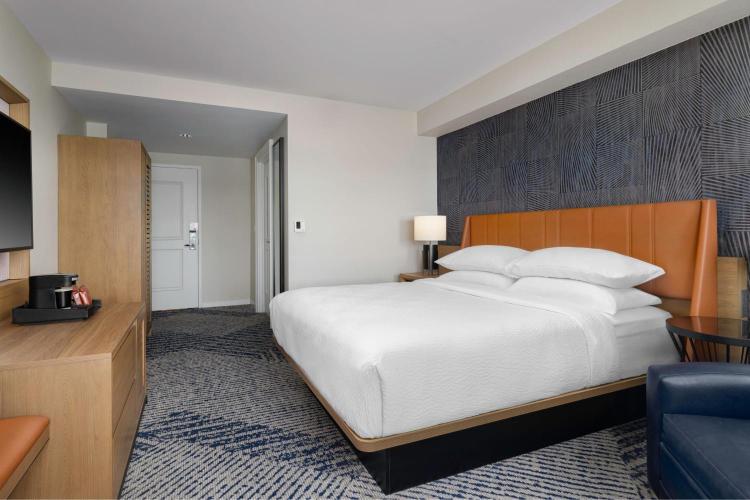 Sheraton Erie Bayfront Hotel photo 3