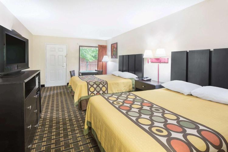 Super 8 by Wyndham Lithonia photo 2