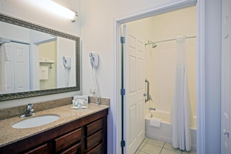 Staybridge Suites Rockford by IHG photo 1
