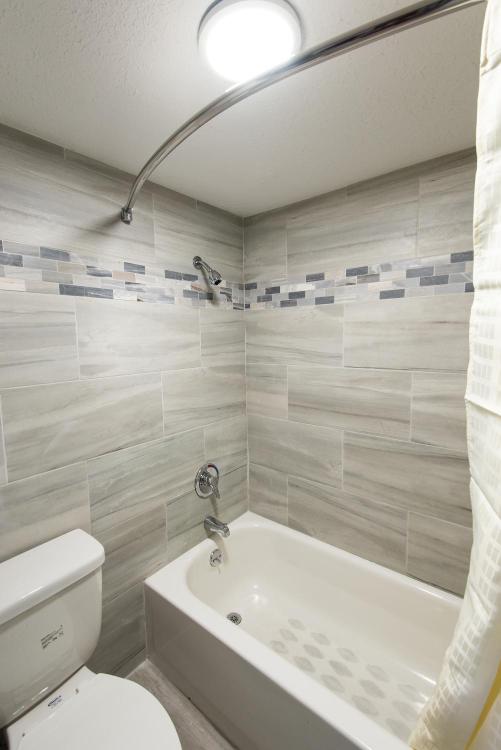 Regency Inn & Suites photo 1