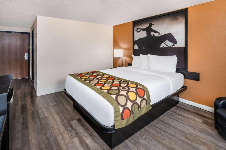 Super 8 by Wyndham Cheyenne WY photo 1
