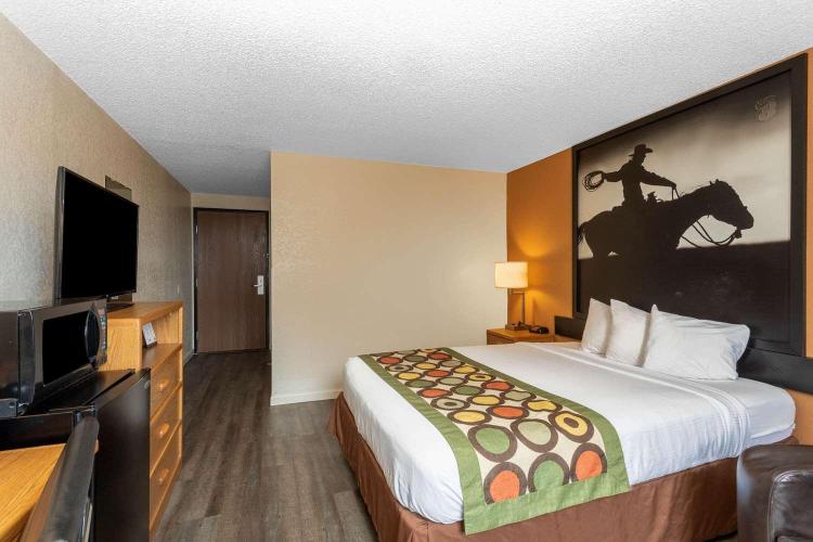 Super 8 by Wyndham Cheyenne WY photo 2